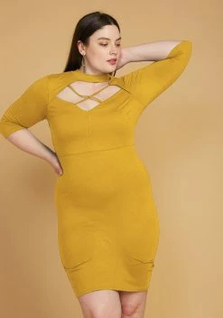 Plus Size Choker Neck Strappy Bodycon Dress