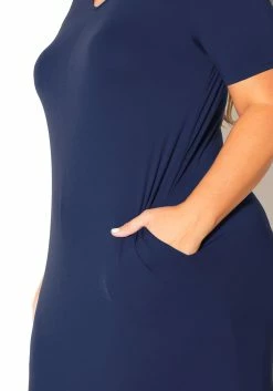 Plus Size V-Neck Short Sleeve Maxi Dress With Pockets -Asoph Sales Shop 2011149 933 7