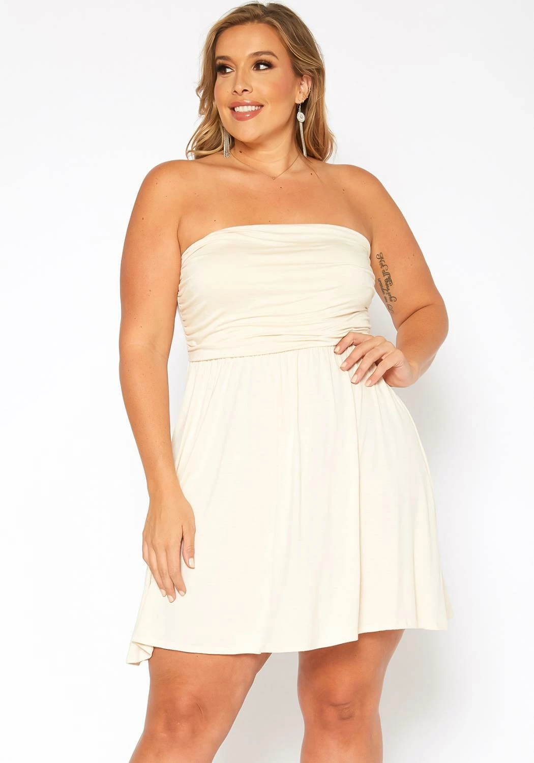 Asoph Plus Size Basic Tube Fit & Flare Mini Dress 2 Asoph Plus Size Basic Tube Fit & Flare Mini Dress - Image 2