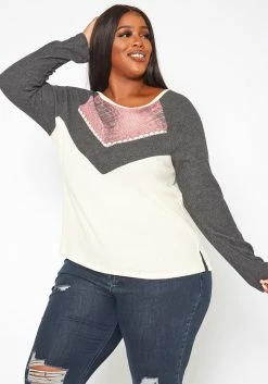 Plus Size Color Block Long Sleeve Knit Top