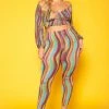 Plus Size Aura Color Pattern Crop Top & Legging Set