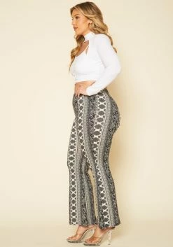 Plus Size Paisley Print Flare Leggings -Asoph Sales Shop 2020117 001 2