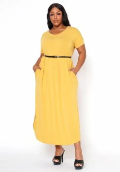 Plus Size V-Neck Slit Maxi Dress