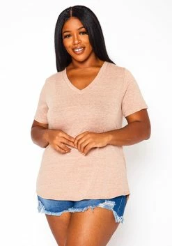 Plus Size V-Neck Basic Blouse