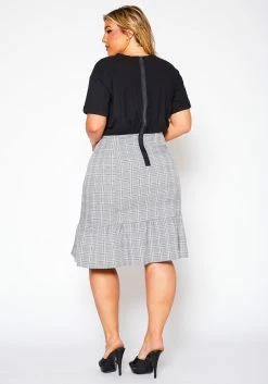 Plus Size Plaid Print Ruffle Flare Skirt -Asoph Sales Shop 2021044 001 4