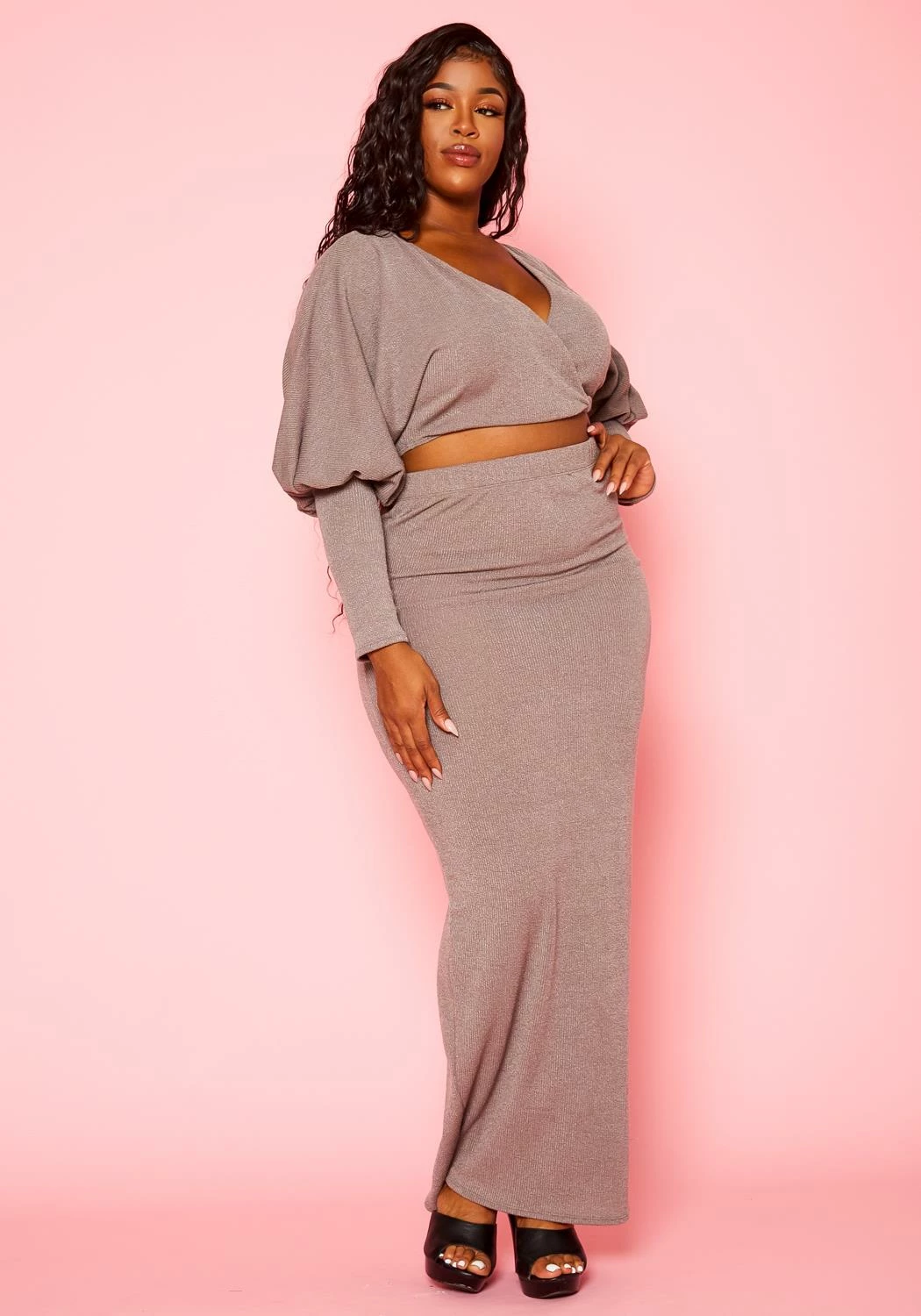 Plus Size Ribbed Knit Crop Top & Skirt Set 2 Plus Size Ribbed Knit Crop Top & Skirt Set - Image 2