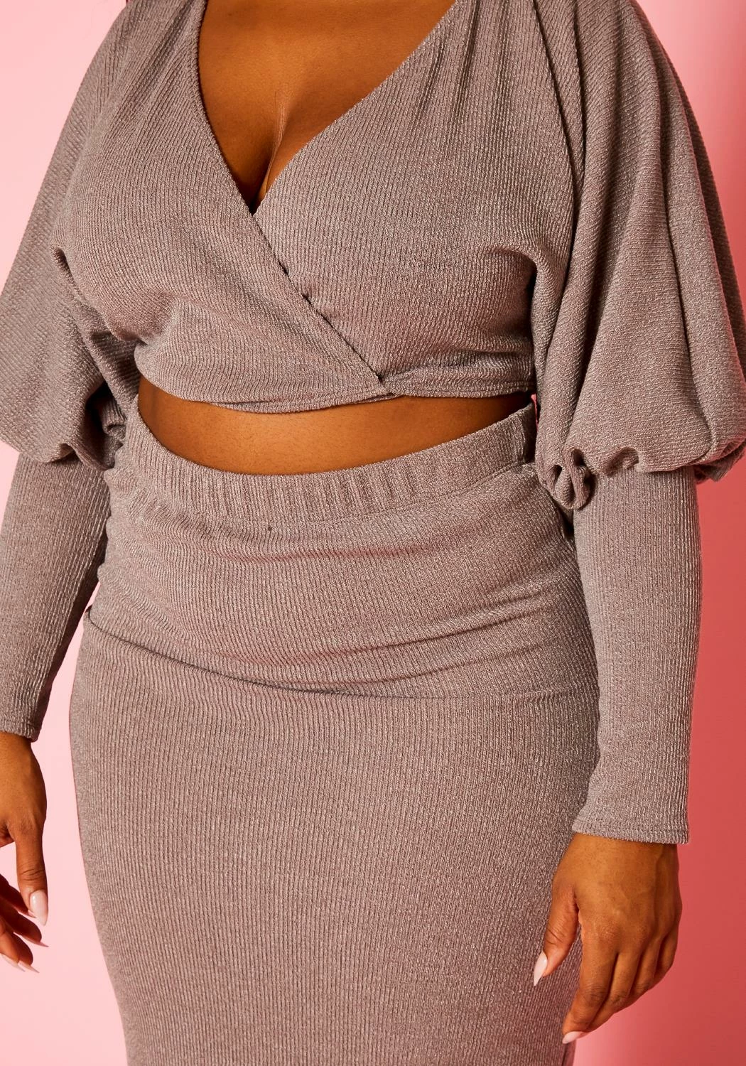 Plus Size Ribbed Knit Crop Top & Skirt Set 5 Plus Size Ribbed Knit Crop Top & Skirt Set - Image 5