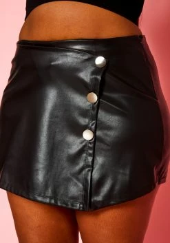 Plus Size Faux Leather Skort -Asoph Sales Shop 2021301 001 5