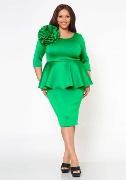 Plus Size Blossomed Floral Ascent Peplum Dress